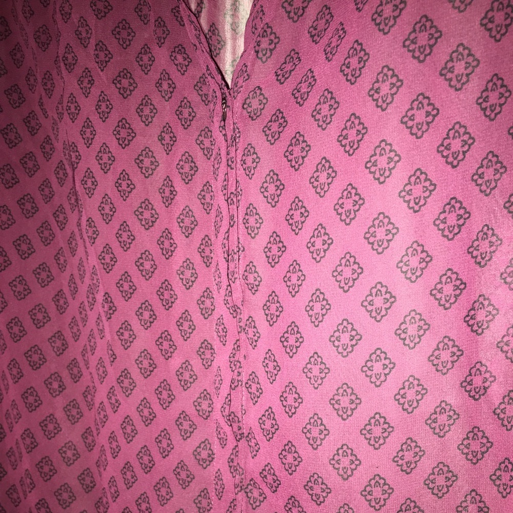 Merlot/Burgundy Diamond Pattern Button Down Blouse - Picture 6 of 12